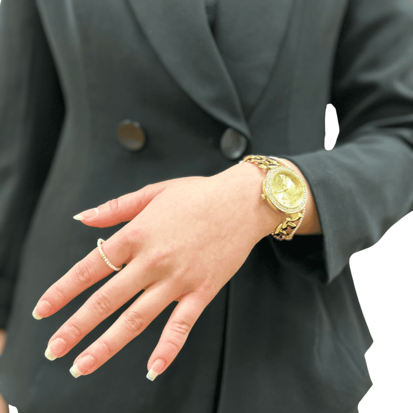 Astryeet model showcasing jewelry